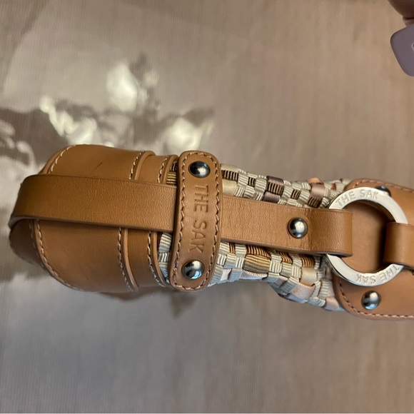 The Sak, fabric weave and leather purse, extra clean condition. - Picture 13 of 13